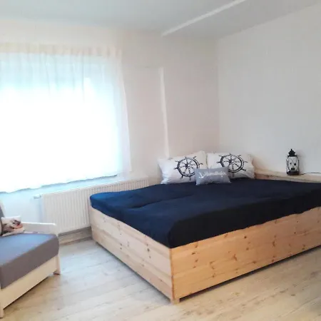 דירה Salzhaff 4 *