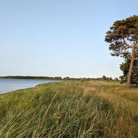 דירה Salzhaff 4 *